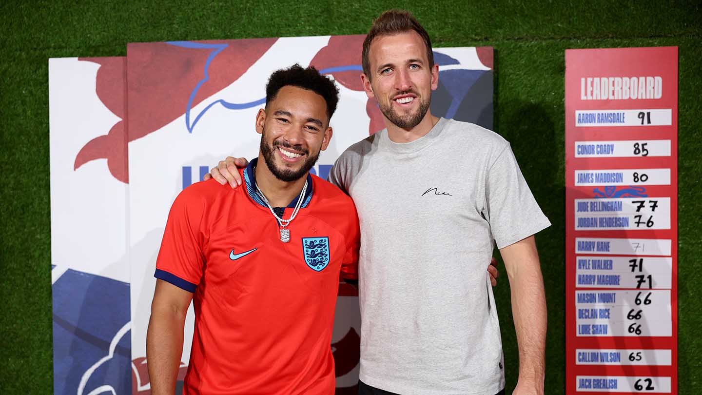 Josh Denzel and Harry Kane pose for Lions' Den