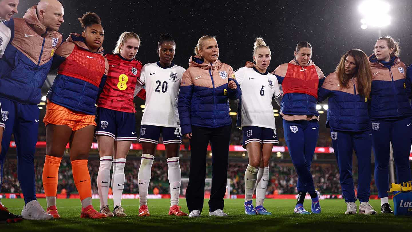 Sarina Wiegman addresses her side after they beat Republic of Ireland